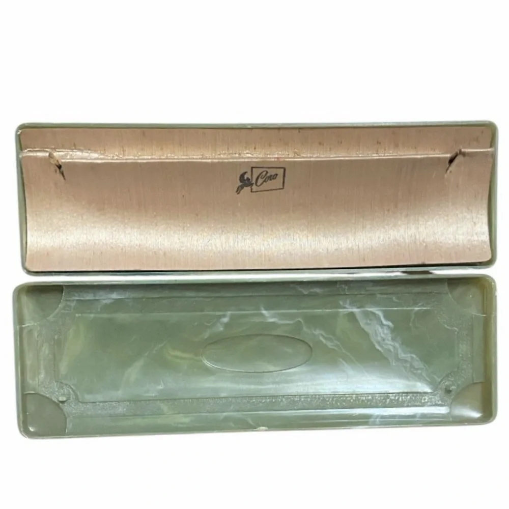 Vintage Coro Jade Green Marbled Plastic Jewelry Box Filigree Details Mid Century